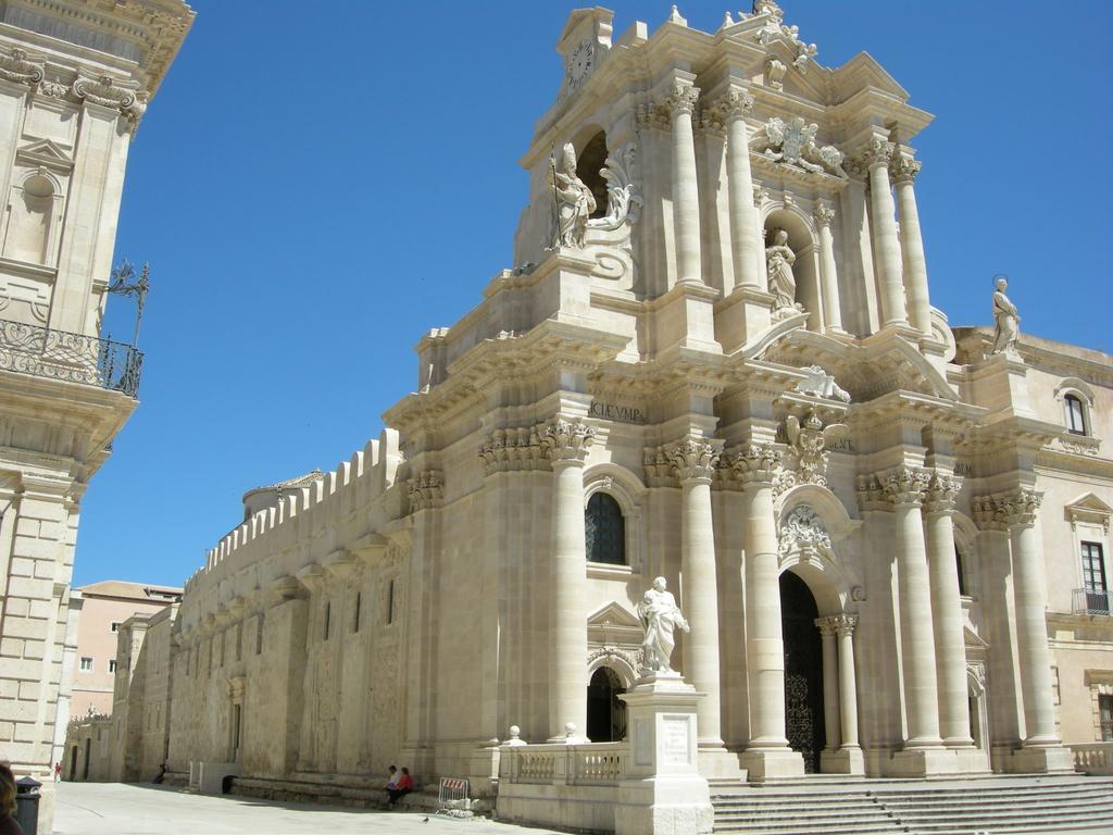 Syracuseapartments Isonzo Di Siracusa Stupendo Appartamento Vicino Ad Ortigia E A 200M Dal Mare Eksteriør billede